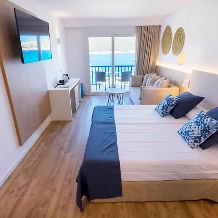 Parque Nereida 칼라 라트자다