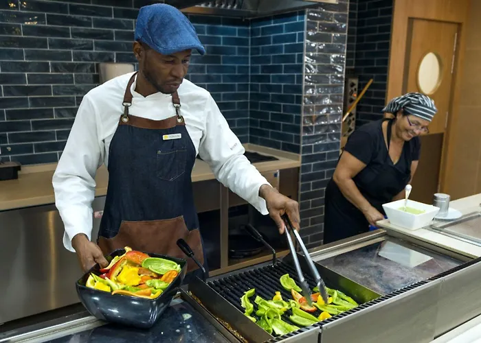 Hotel Parque Nereida 4*