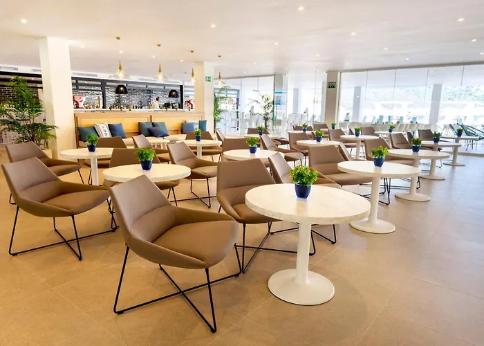 Hotel Parque Nereida 4*